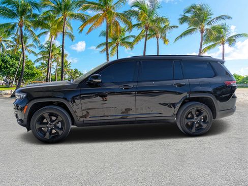Used 2024 Jeep Grand Cherokee L Altitude RWD image 7