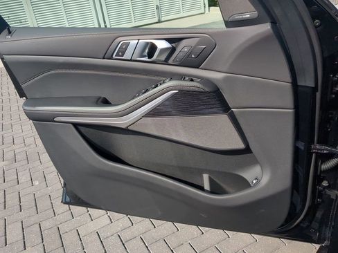 New 2026 BMW X5 xDrive50e w/ M Sport Package image 31