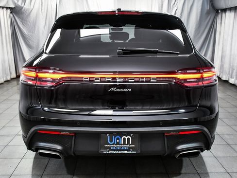 Used 2025 Porsche Macan image 5