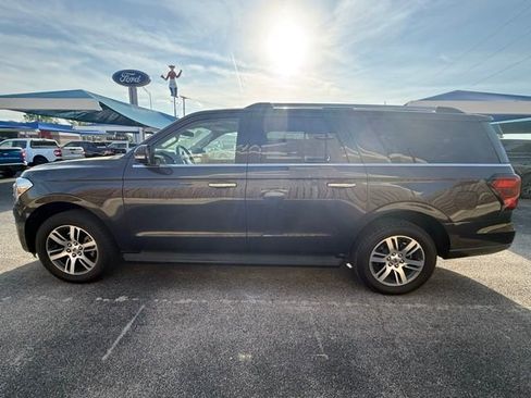 Used 2024 Ford Expedition Max Limited image 10