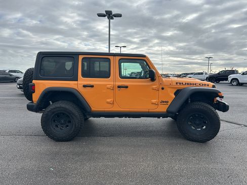 Used 2021 Jeep Wrangler Unlimited Rubicon w/ Cold Weather Group image 4