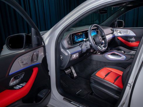 New 2025 Mercedes-Benz GLE 63 AMG S image 10
