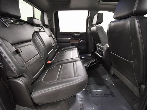 Used 2023 GMC Sierra 3500 Denali w/ Denali Ultimate Package image 16