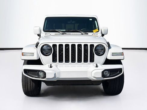 Used 2021 Jeep Gladiator Overland AWD/4WD image 2