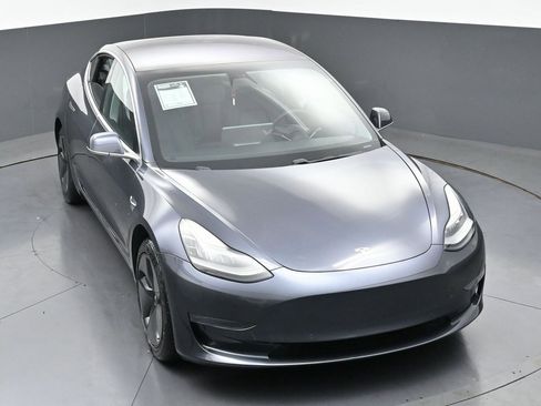 Used 2018 Tesla Model 3 Long Range image 45