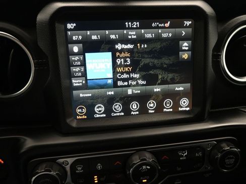 Used 2022 Jeep Gladiator Overland w/ Popular Equipment Package image 24