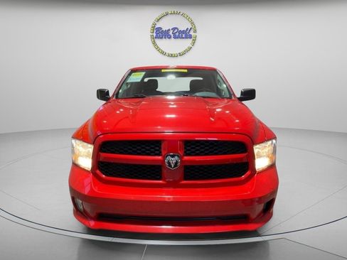 Used 2018 RAM 1500 Express w/ Express Value Package AWD/4WD image 6
