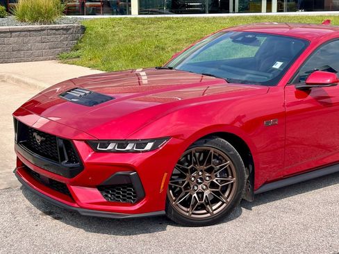 Used 2024 Ford Mustang GT Premium w/ GT Performance Package RWD image 2