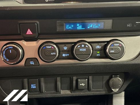 Used 2021 Toyota Tacoma SR AWD/4WD image 17