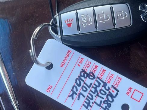 Used 2017 INFINITI Q70 L 3.7 image 52