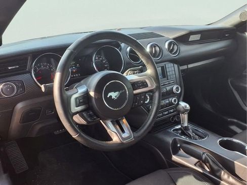 Used 2016 Ford Mustang Coupe w/ Equipment Group 051A RWD image 4
