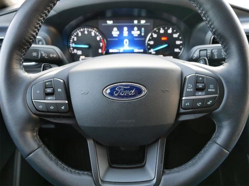 Certified 2020 Ford Explorer XLT w/ Equipment Group 202A image 25