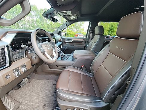 New 2026 GMC Sierra 1500 Denali w/ Technology Package image 17