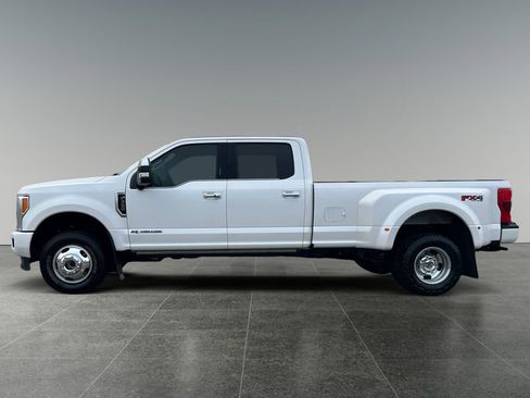 Used 2019 Ford F350 Platinum w/ Platinum Ultimate Package image 5