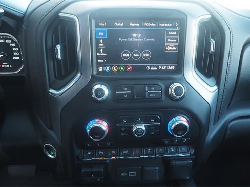 Used 2020 GMC Sierra 1500 Denali w/ Denali Ultimate Package image 12