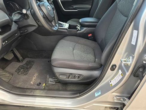 Certified 2023 Toyota RAV4 XLE w/ Convenience Package AWD/4WD image 19