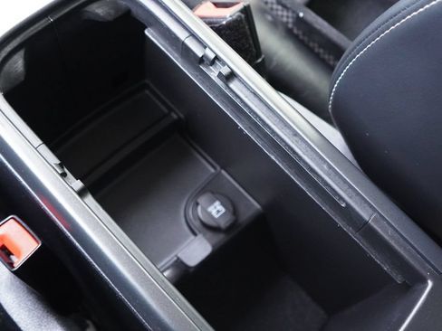 Used 2018 Dodge Journey Crossroad AWD/4WD image 25