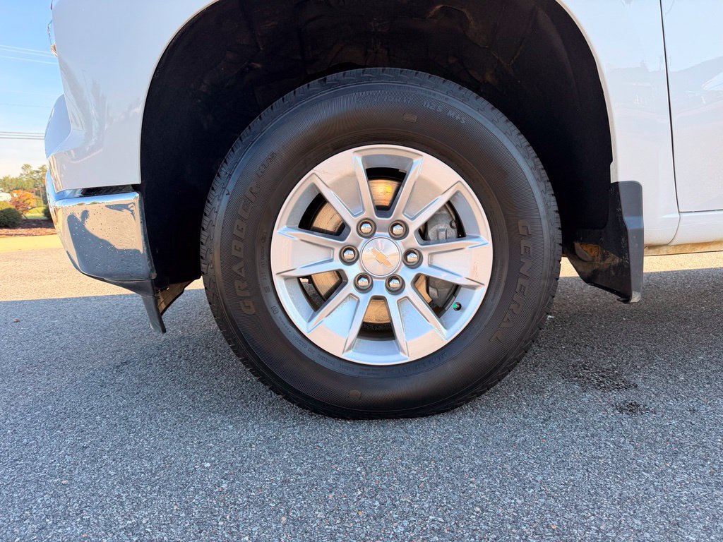 Used 2026 Chevrolet Silverado 1500 LT AWD/4WD image 24