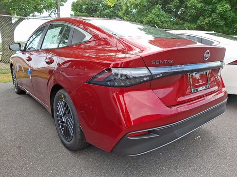 New 2026 Nissan Sentra SV w/ SV Convenience Package FWD image 4