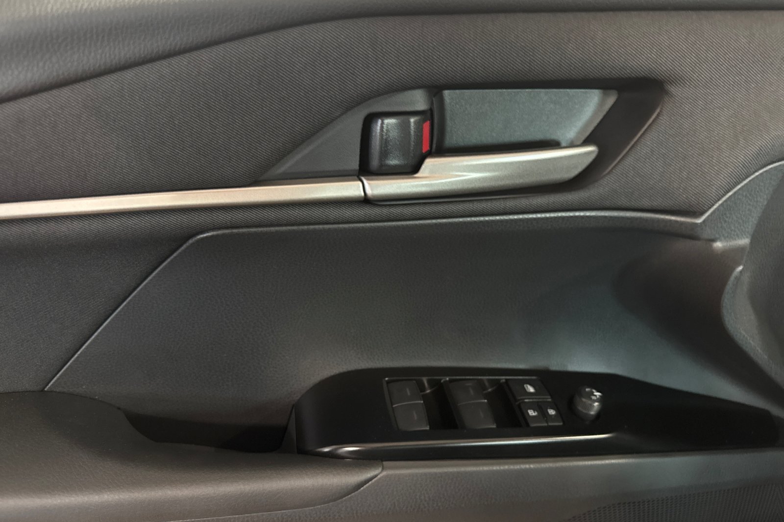 New 2026 Toyota Camry LE FWD image 11