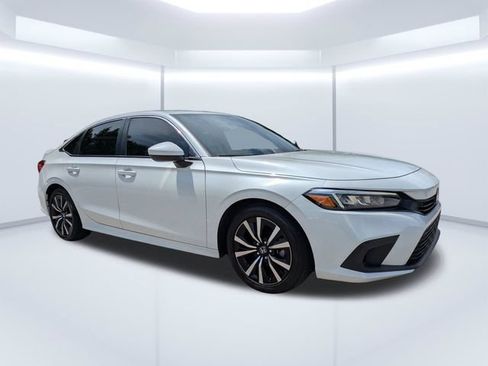 Used 2024 Honda Civic EX image 2
