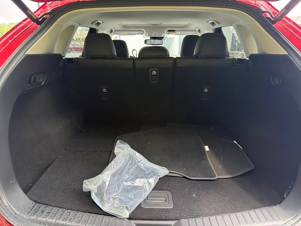 Used 2024 MAZDA CX-5 AWD 2.5 S w/ Preferred Package image 7