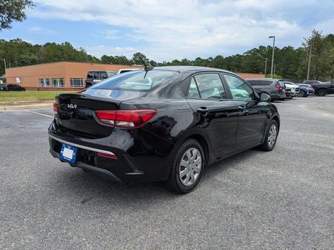 Used 2022 Kia Rio S FWD image 5