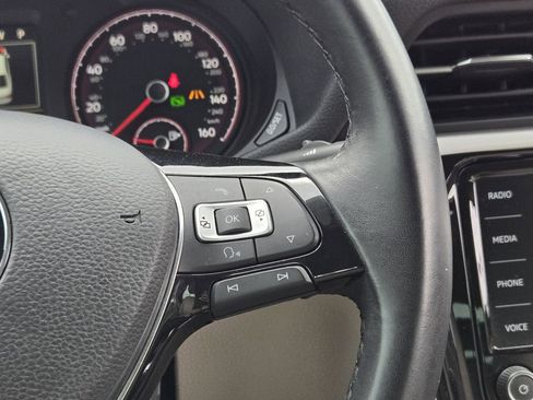 Used 2020 Volkswagen Passat 2.0T SE image 35