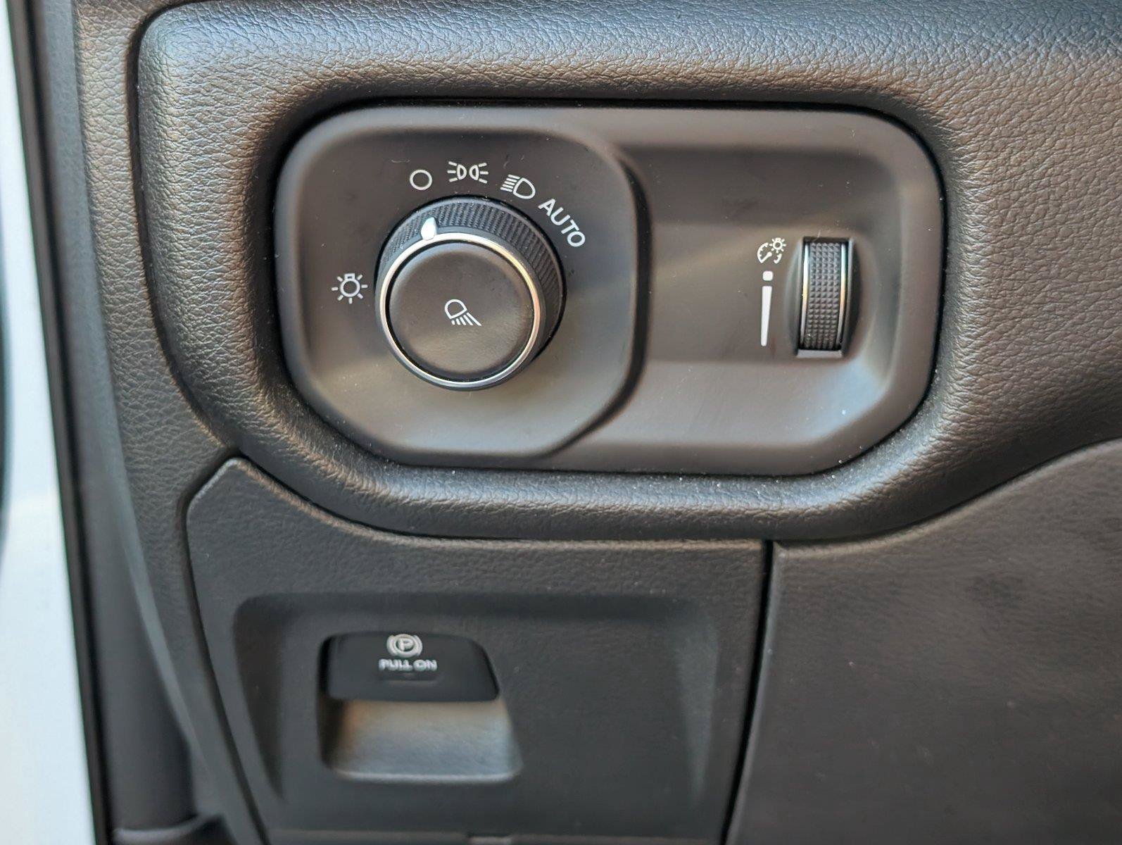 Used 2024 RAM 1500 Tradesman AWD/4WD image 30