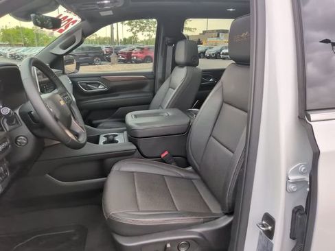 Certified 2024 Chevrolet Tahoe High Country AWD/4WD image 16