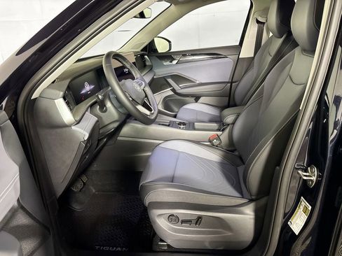 New 2026 Volkswagen Tiguan SE AWD/4WD image 11