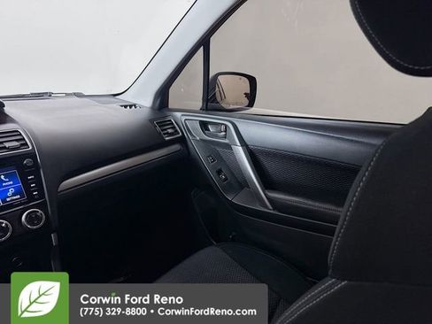 Used 2017 Subaru Forester 2.5i Premium image 22