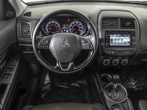 Used 2017 Mitsubishi Outlander Sport SE image 36