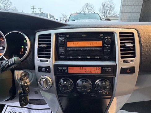 Used 2008 Toyota 4Runner SR5 image 17