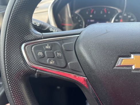 Used 2019 Chevrolet Equinox LT AWD/4WD image 16