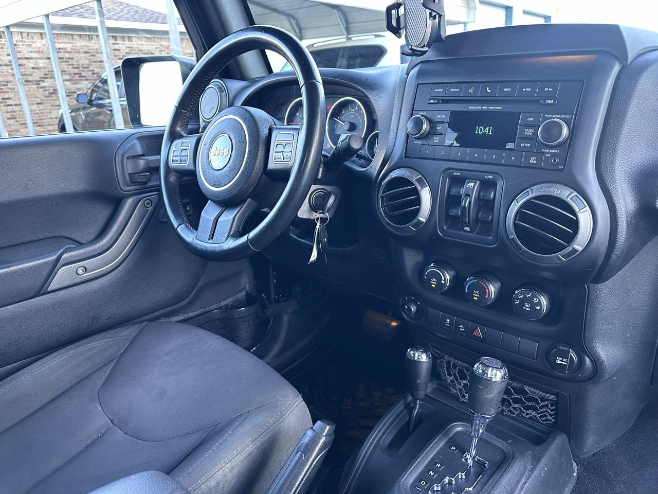 Used 2015 Jeep Wrangler Unlimited Sport w/ Quick Order Package 24S AWD/4WD image 17