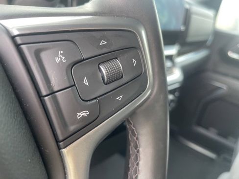 Used 2023 Chevrolet Silverado 1500 LT image 41