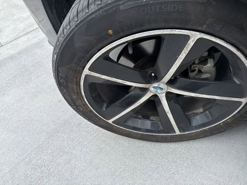 Used 2019 Subaru Ascent Limited w/ Popular Package #3 image 5