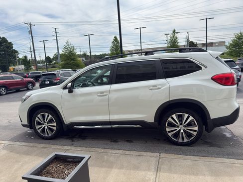 Used 2019 Subaru Ascent Limited AWD/4WD image 6