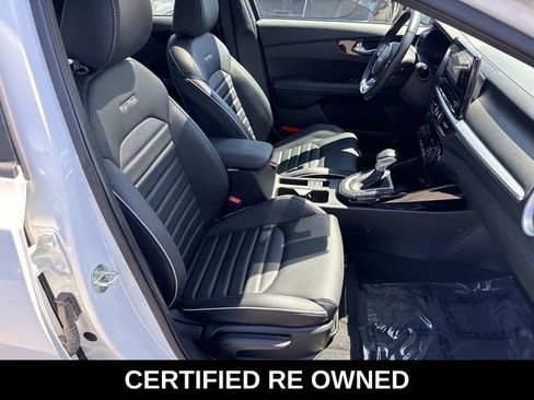 Used 2024 Kia Forte GT-Line w/ GT-Line Premium Package FWD image 9