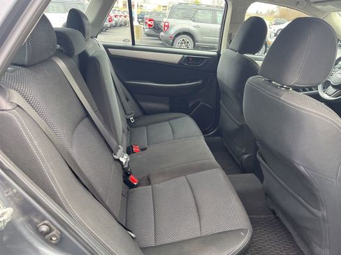Used 2018 Subaru Outback 2.5i image 11