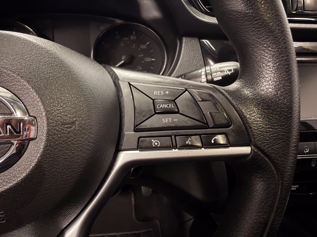 Used 2019 Nissan Rogue Sport S w/ Appearance Package AWD/4WD image 21