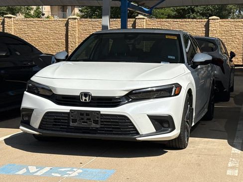 Used 2024 Honda Civic Touring image 1