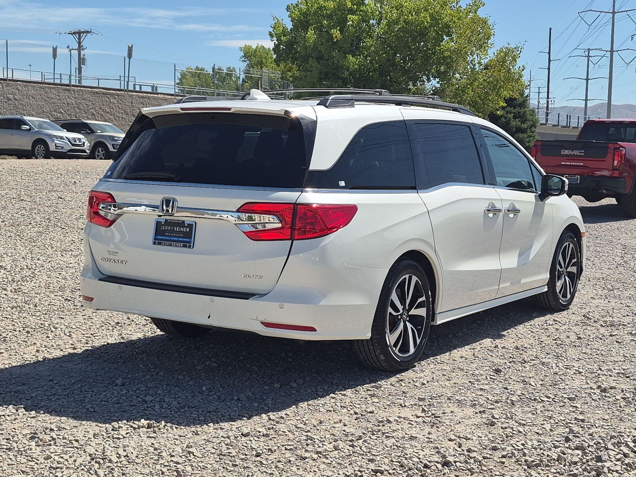 Used 2019 Honda Odyssey Elite image 5