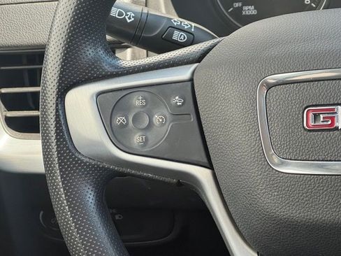 Used 2022 GMC Terrain SLE w/ Driver Convenience Package image 15