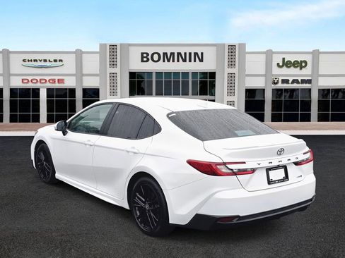 Used 2025 Toyota Camry XSE image 4