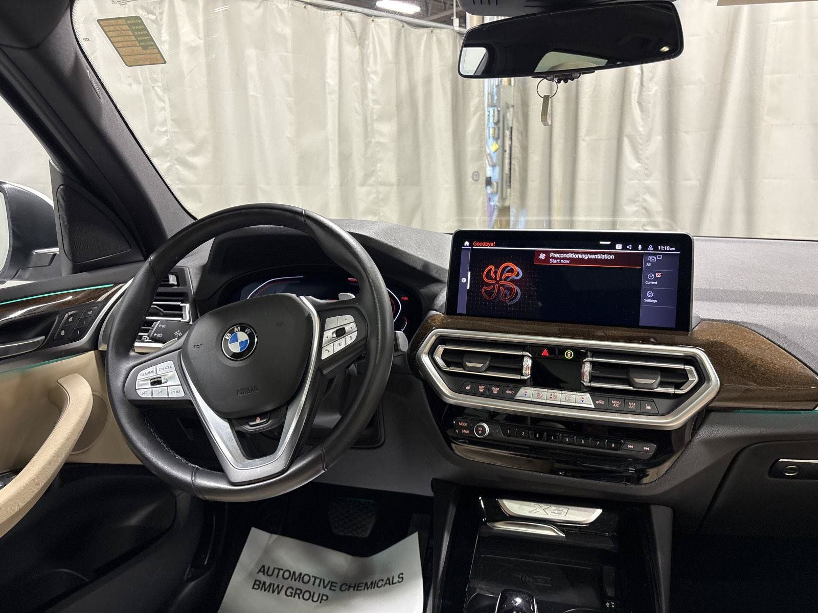 Used 2023 BMW X3 xDrive30i w/ Premium Package w/ZPA AWD/4WD image 4