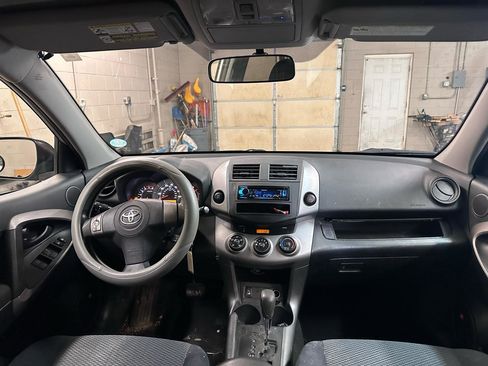 Used 2006 Toyota RAV4 Sport image 7