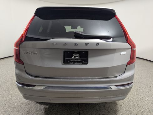 Used 2024 Volvo XC90 T8 Plus w/ Protection Package Premier AWD/4WD image 6