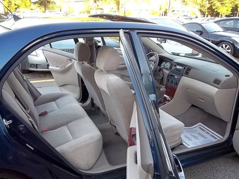 Used 2004 Toyota Corolla LE FWD image 4